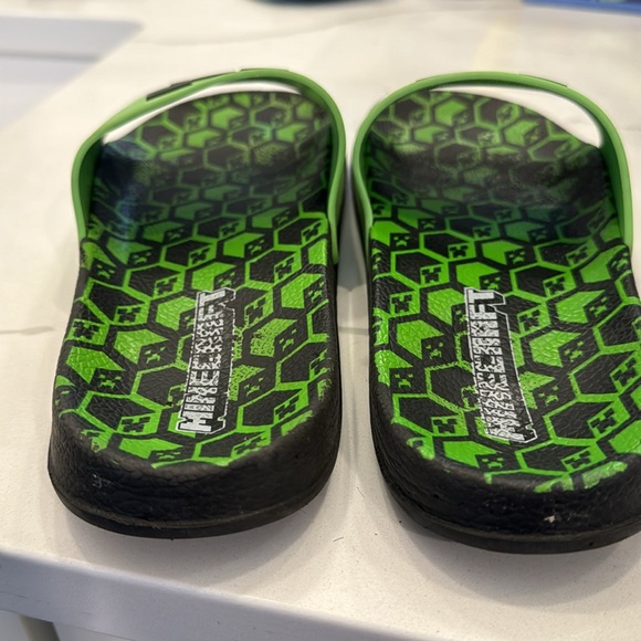 Minecraft slides - size 4-5 - Picture 3 of 3